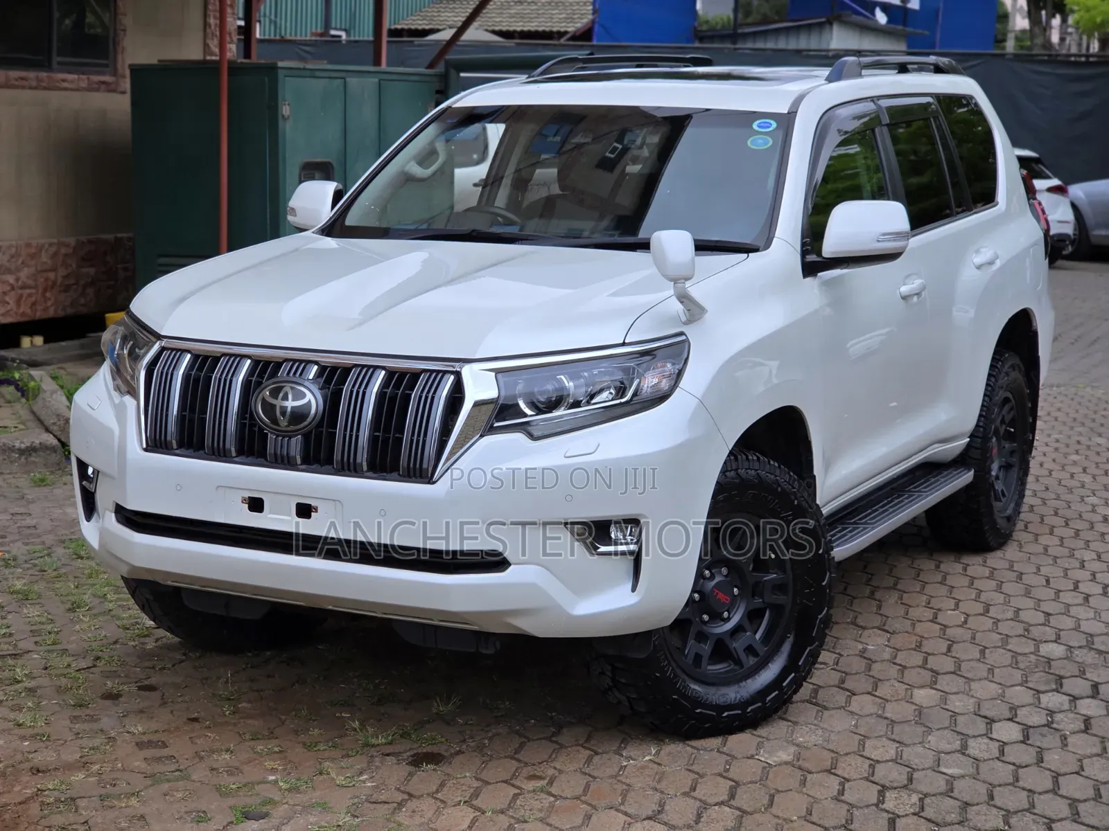 Toyota Land Cruiser Prado 2019 White