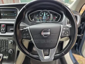 Volvo V40 2014 Blue