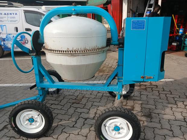 Concrete Mixer - thumbnail 3