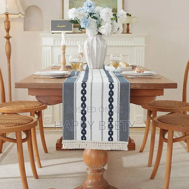 *Modern Simple Tassel Cotton Linen Table Runner* - thumbnail 2