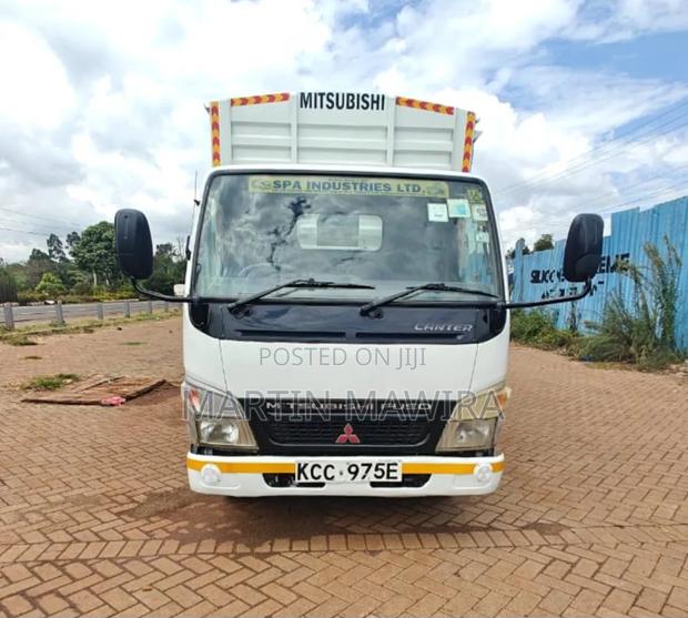 Mitsubishi Fuso Canter - thumbnail 4