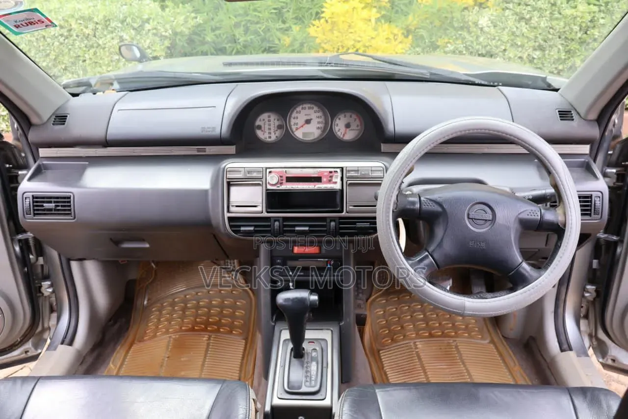 Nissan X-Trail 2002 Silver