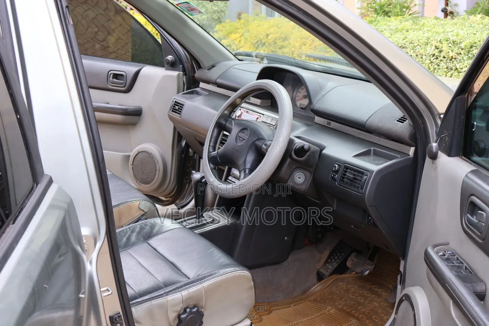 Nissan X-Trail 2002 Silver