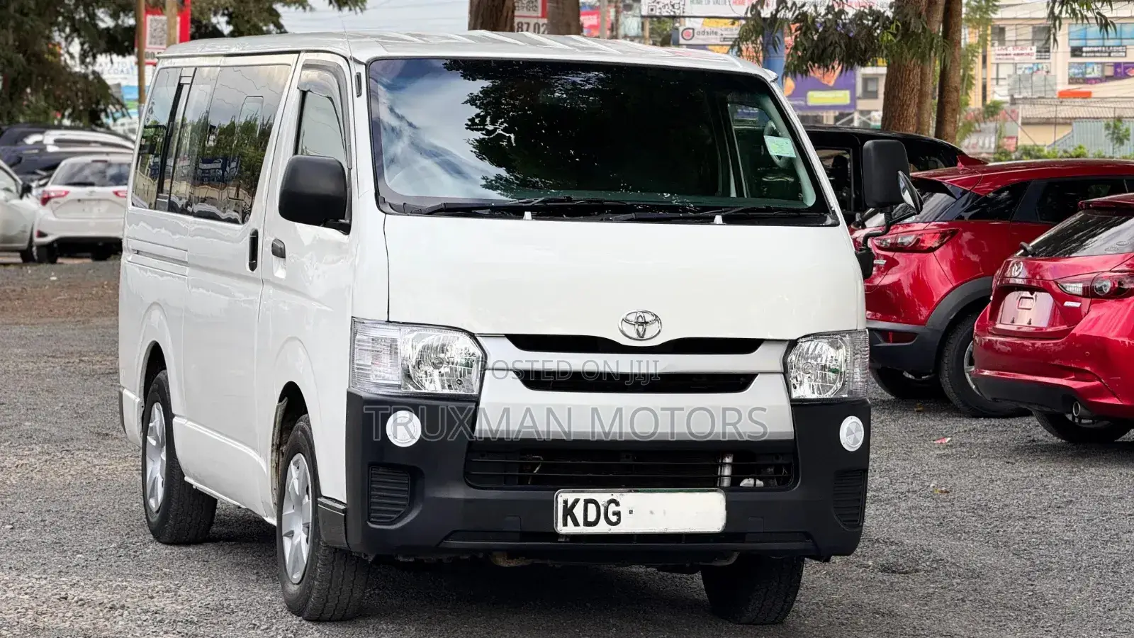 Toyota HiAce 2014 White