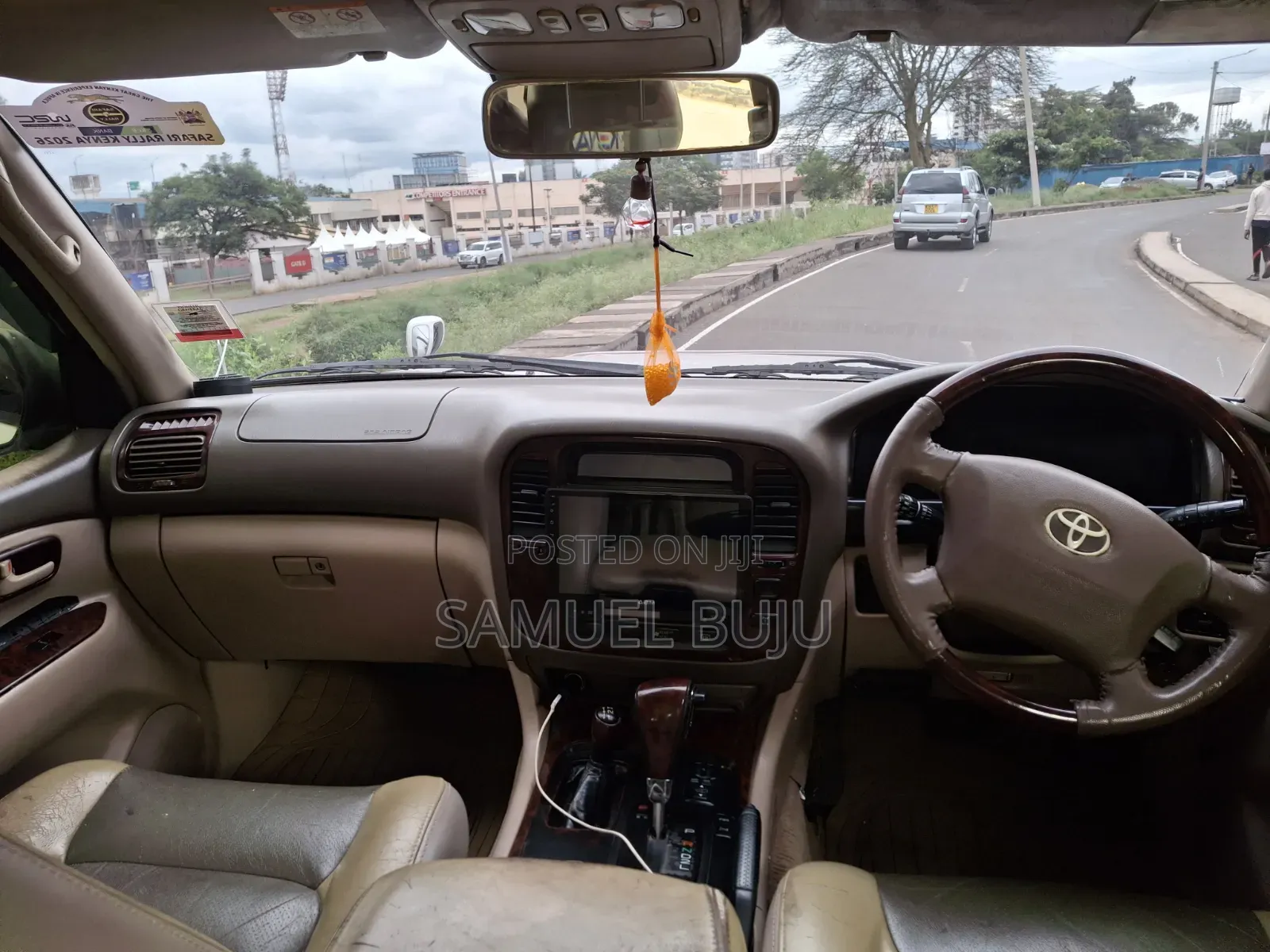 Toyota Land Cruiser Prado 2001 White