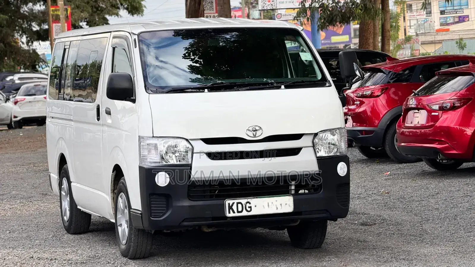 Toyota HiAce 2014 White