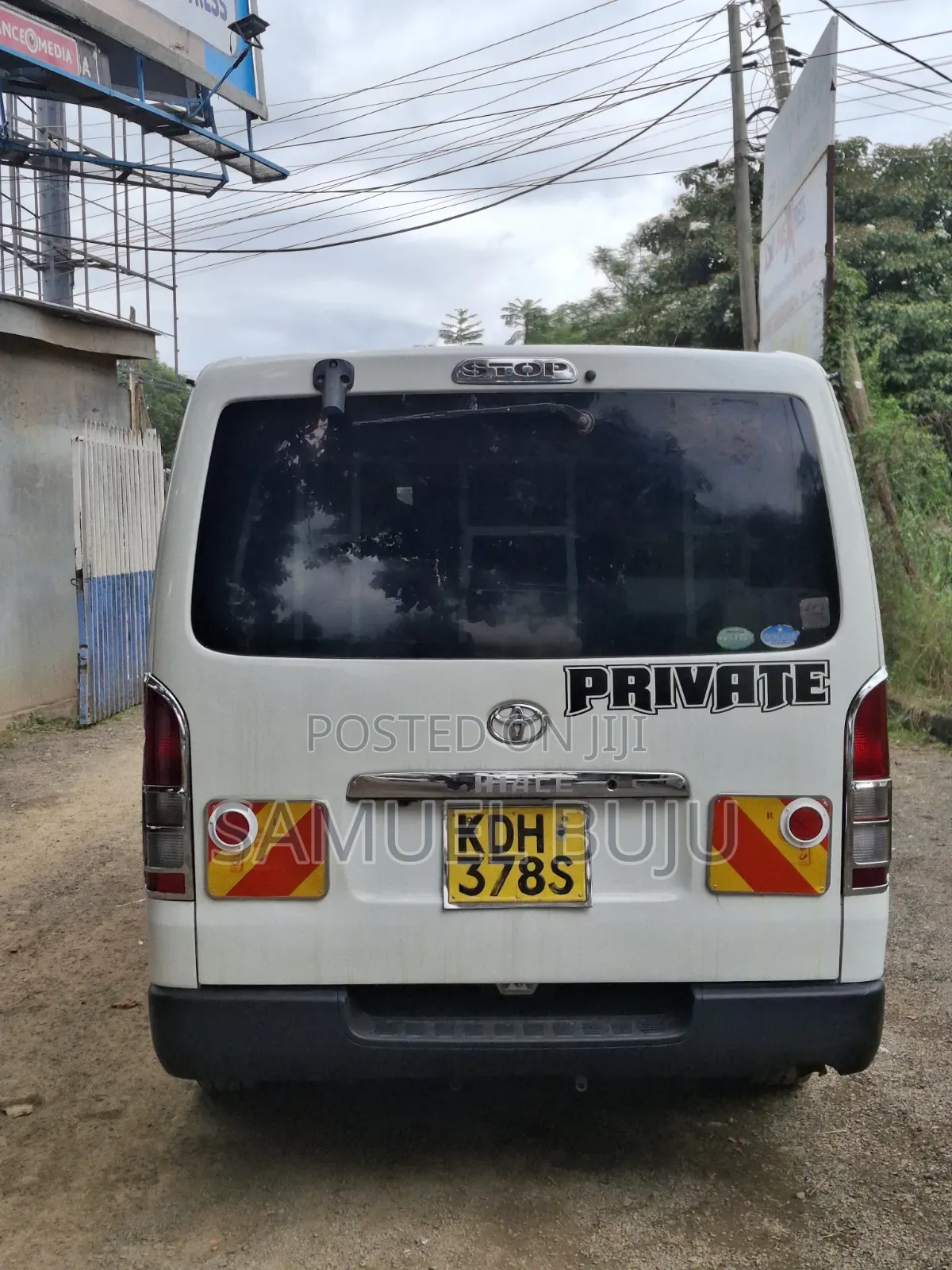 Toyota HiAce 2014 White