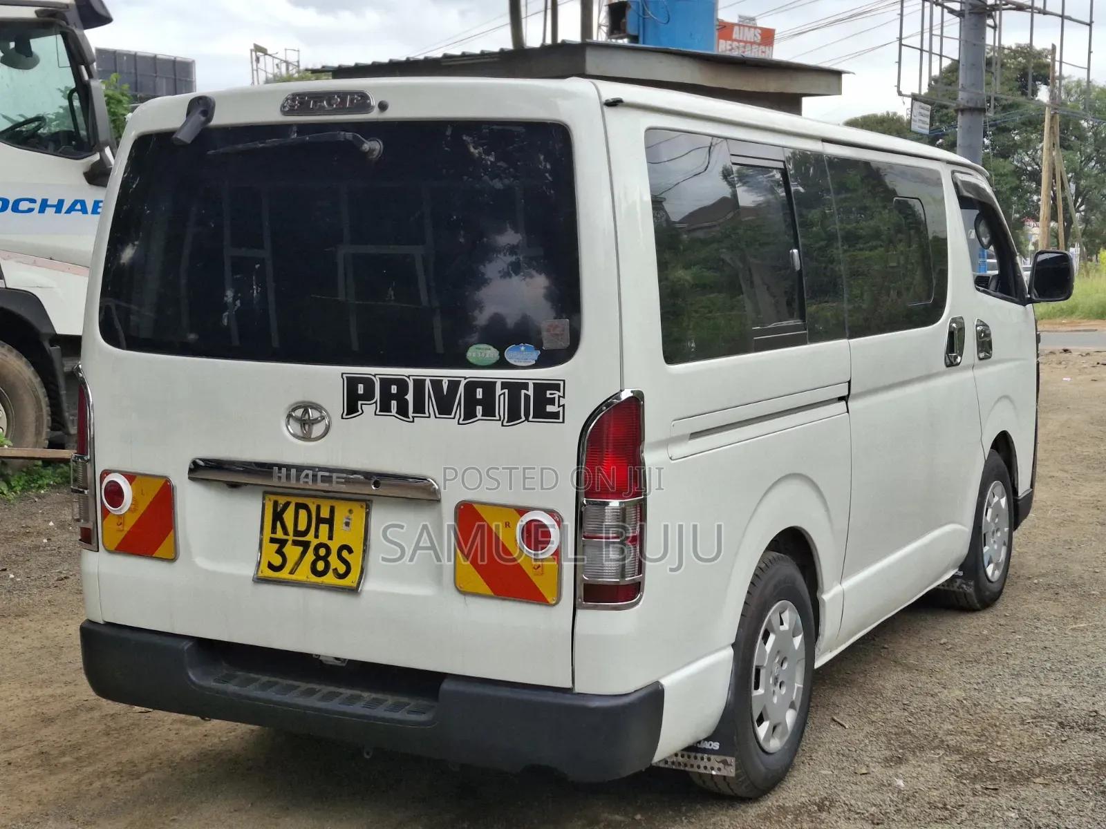 Toyota HiAce 2014 White