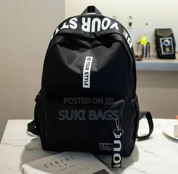 School Bag /College Bag - thumbnail 3