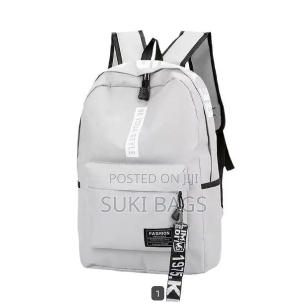 School Bag /College Bag - thumbnail 4