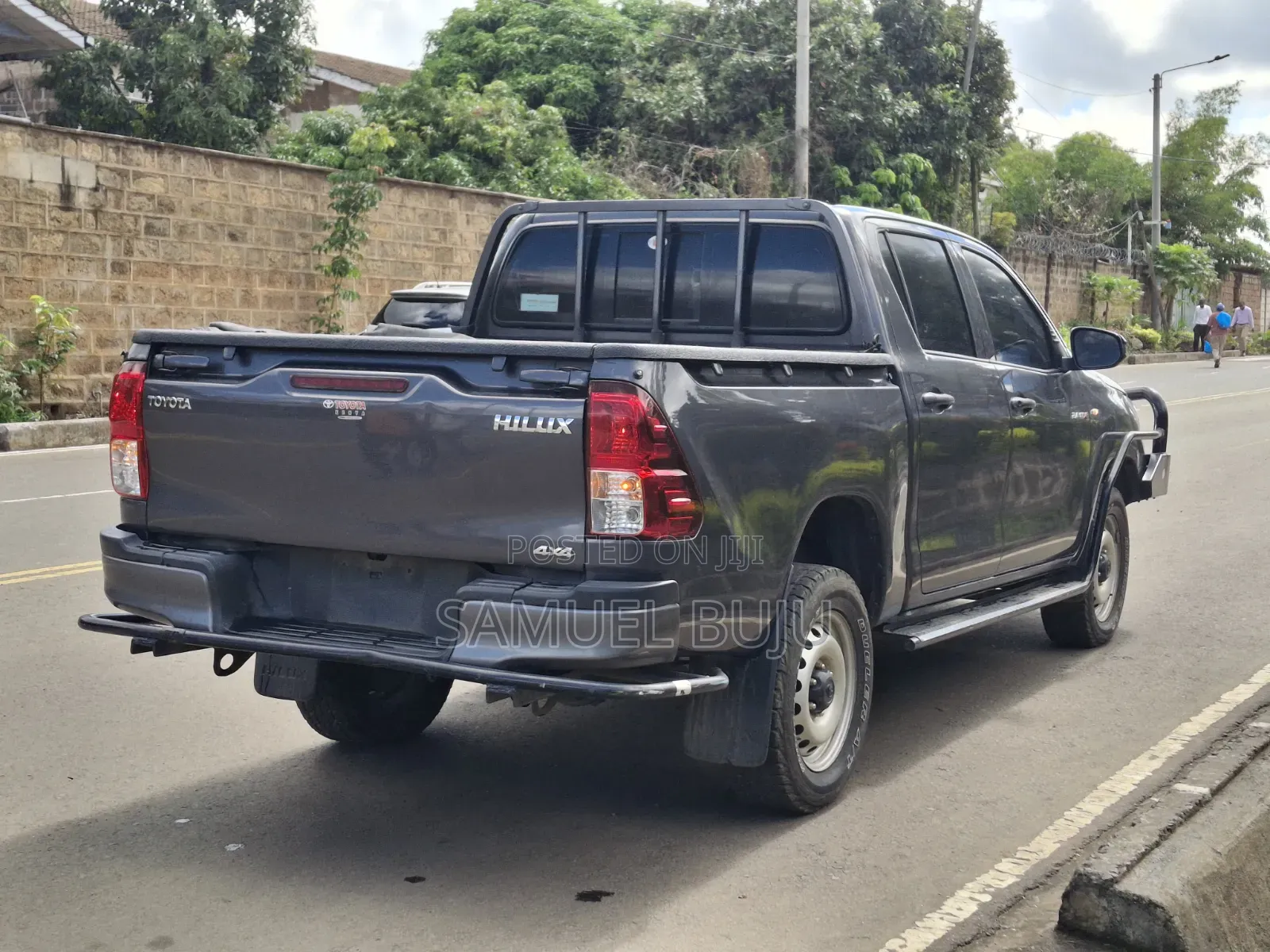 Toyota Hilux Revo Double Cab Deisel 2.4 AWD 2021 Gray