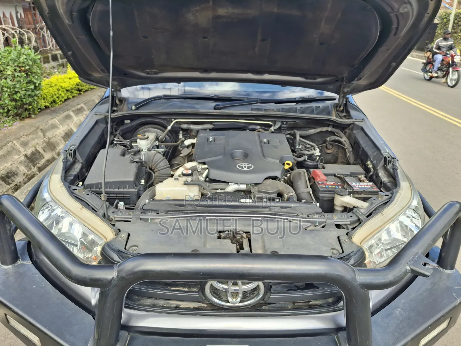 Toyota Hilux Revo Double Cab Deisel 2.4 AWD 2021 Gray