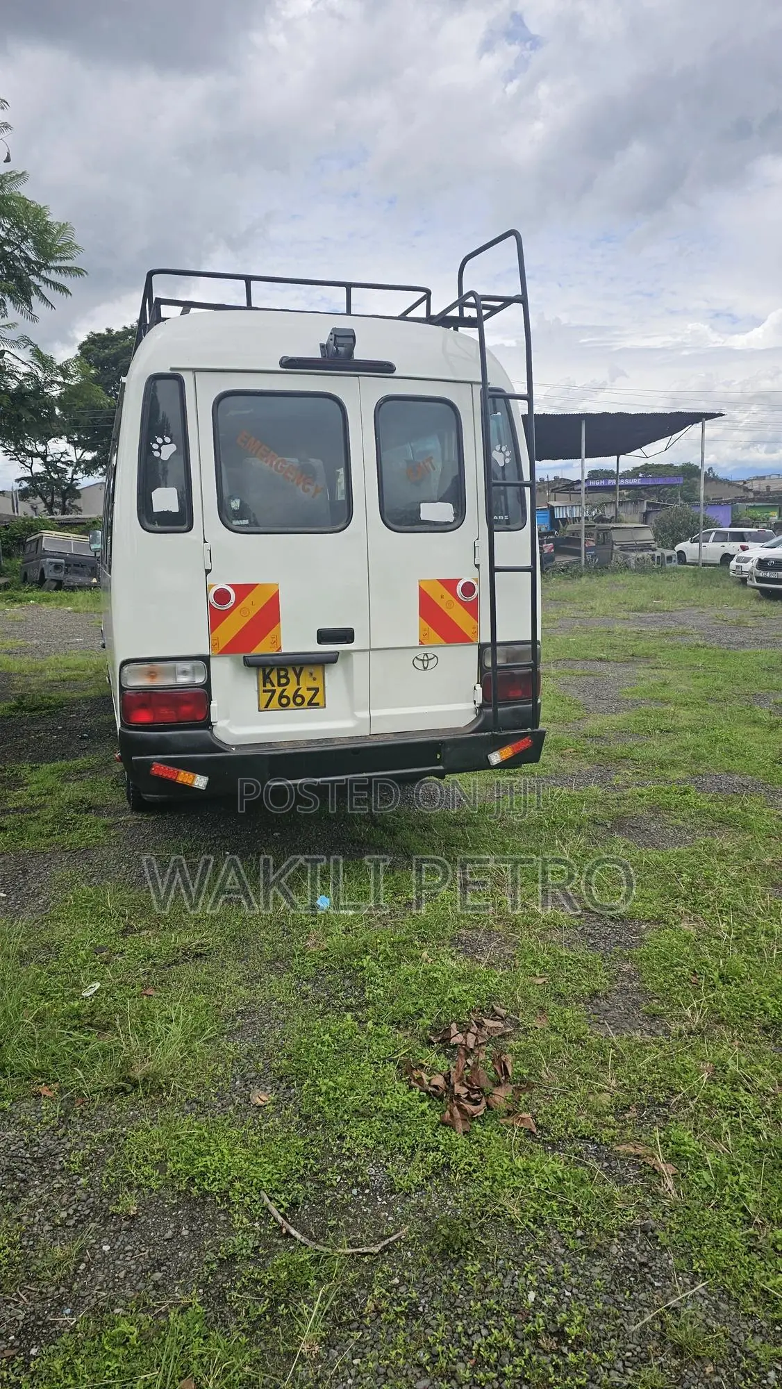 Toyota Coaster 2006 White