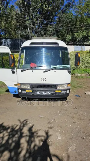 Toyota Coaster 2006 White
