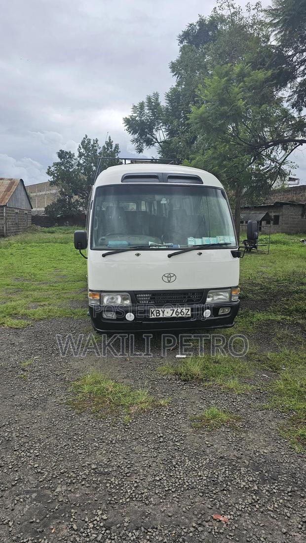 Toyota Coaster 2006 White - thumbnail 12