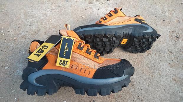 Brown Caterpillar Safety Outdoor Boots - thumbnail 2
