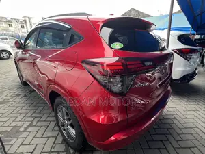 Honda Vezel 2019 Burgundy