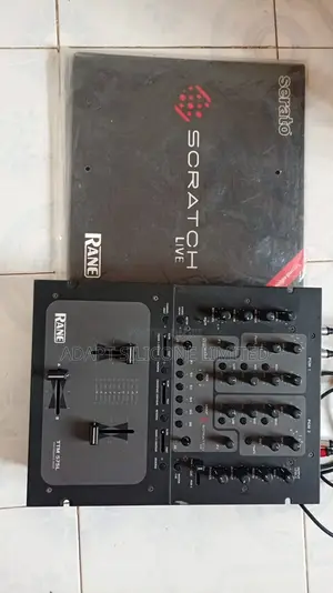 Rane TTM 57sl Mixer