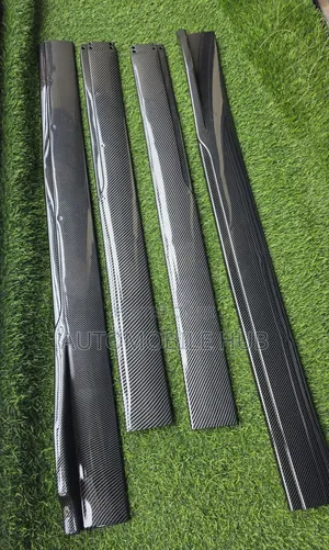 Universal Side Skirt Extensions – Carbon Look Nairobi