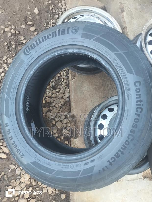 215/65r16 Slightly Used Continental Tyre - thumbnail 4
