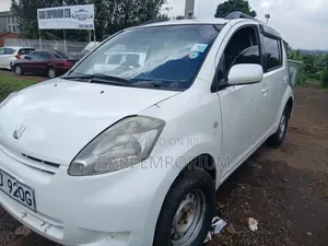 Toyota Passo 2009 White