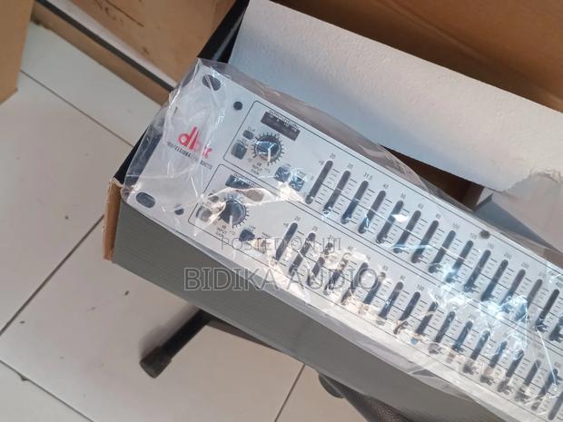 New DBX 231s Graphic Equalizer - thumbnail 2