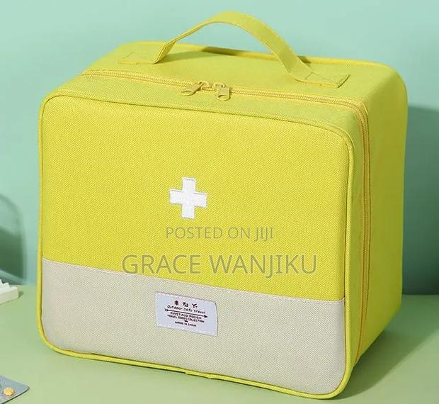 First Aid Bag Spacious Organized – - thumbnail 2