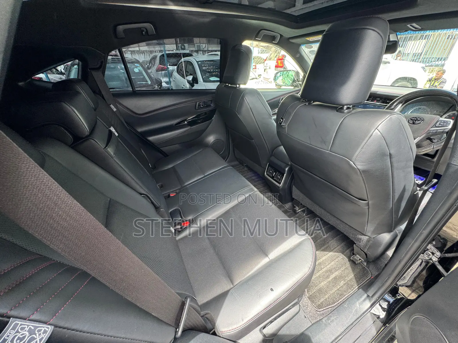 Toyota Harrier 2.0 2019 Black