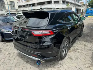 Toyota Harrier 2.0 2019 Black