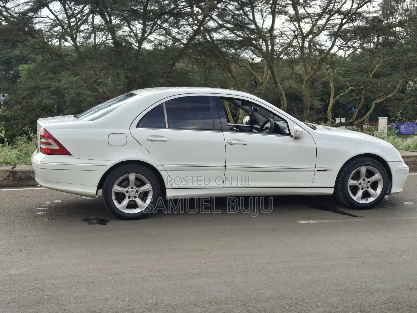 Mercedes-Benz C180 2007 White