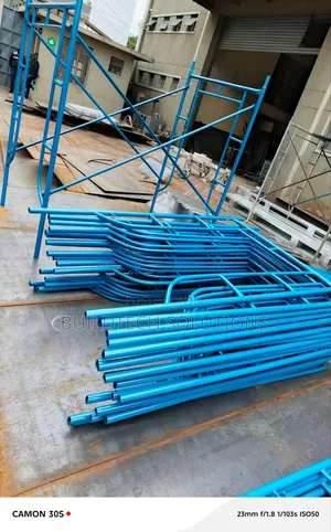 Easy Access Scaffolding Ladder – Strong Grip, Solid Build