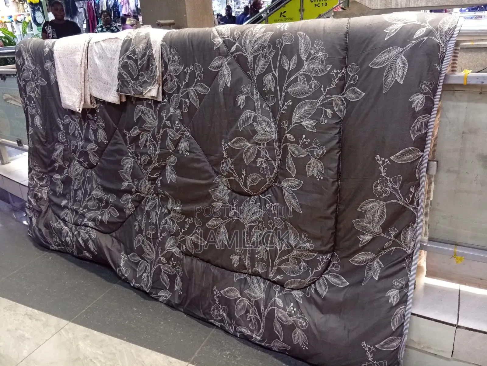 Binded Double-Sided Warm Duvet - Sn