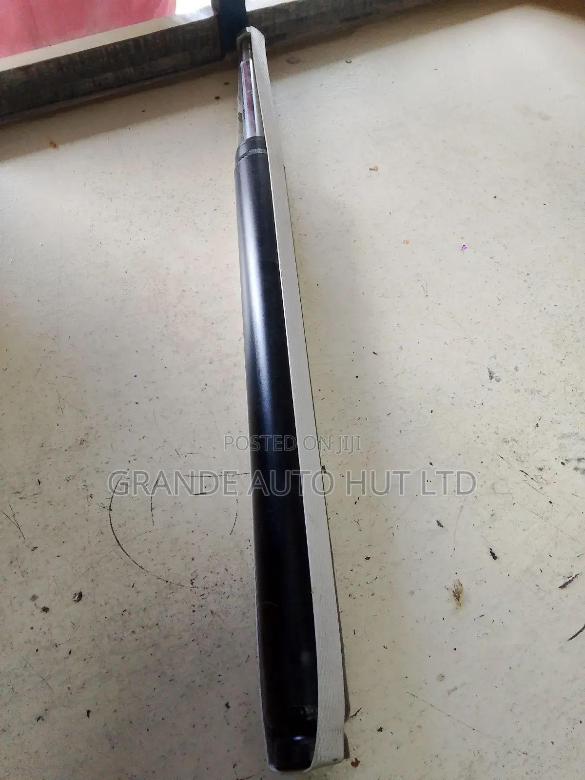 Rear Shock Absorbers Toyota Corolla Ke70 (Wdkyb)