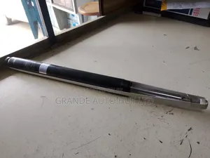 Rear Shock Absorbers Toyota Corolla Ke70 (Wdkyb)