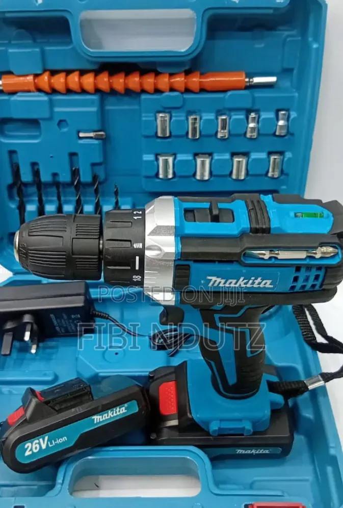 Best Deal of Makita Cordless Drill Comes With 2 Batteries Drill Bits