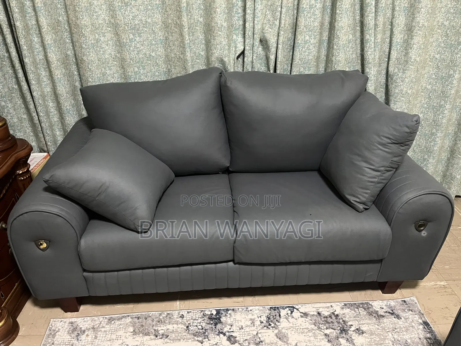 Six Seater for Sale!