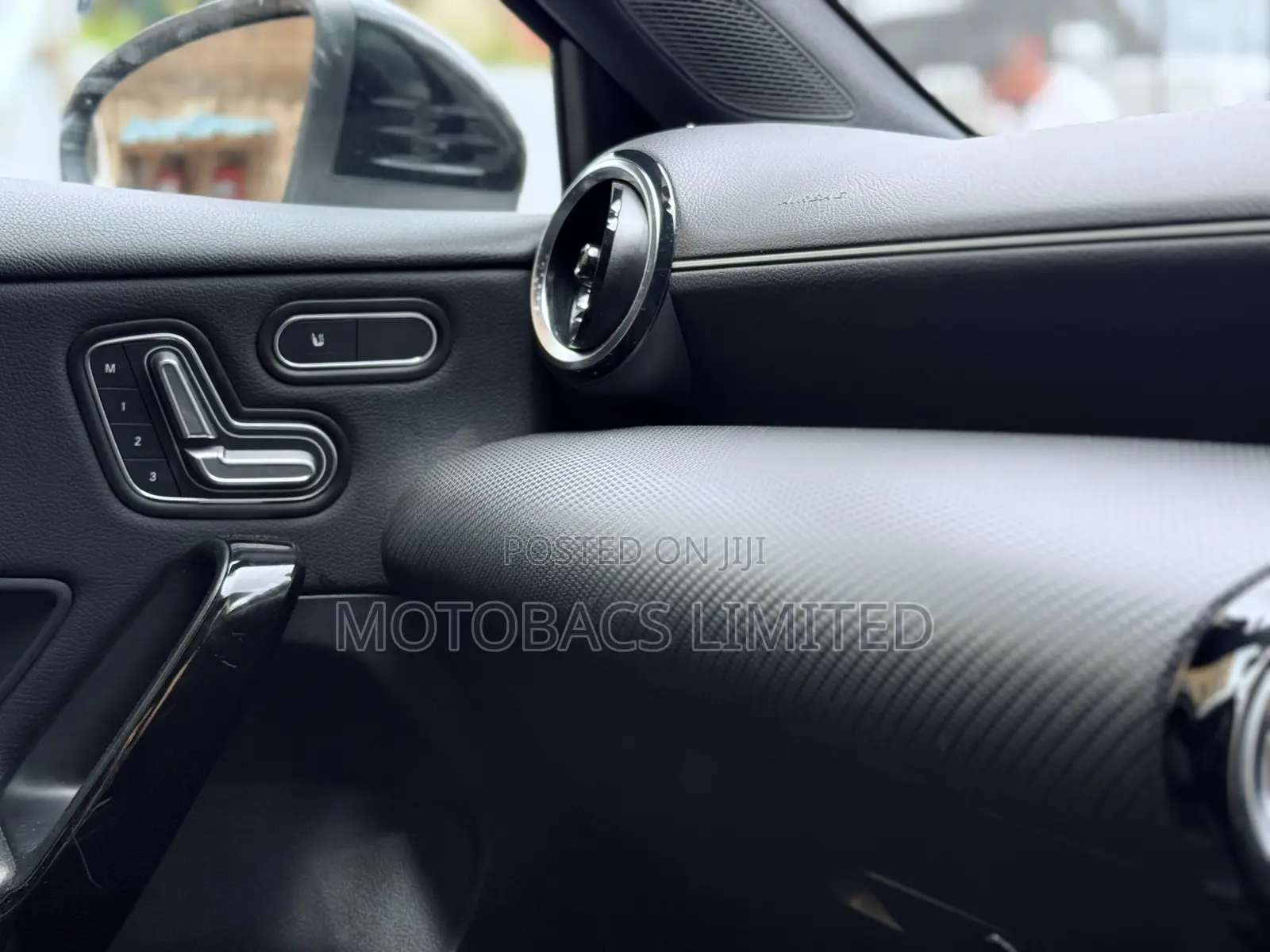 Mercedes-Benz A-Class 2019 Black