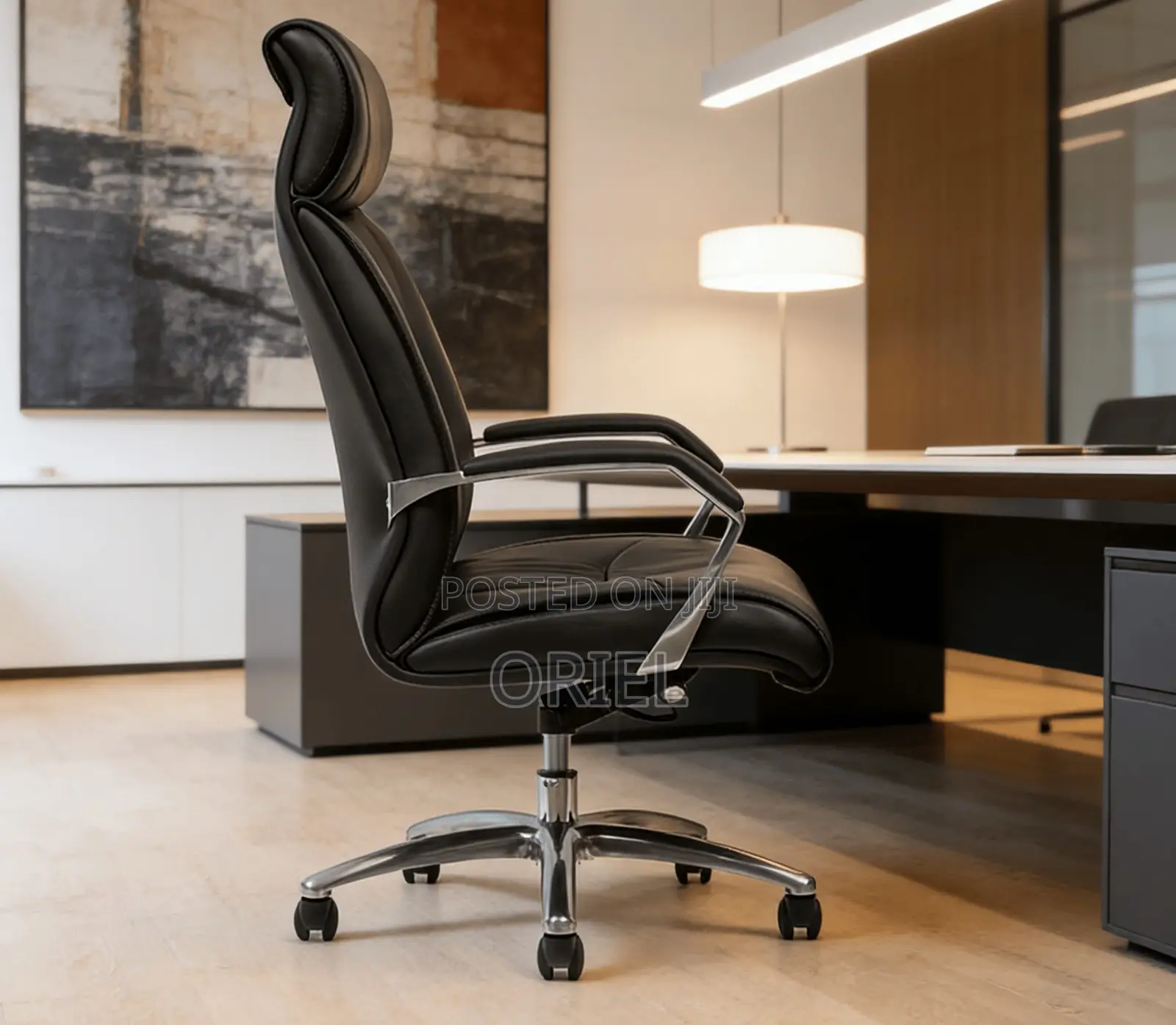 Office Chair : Chrome Base Executive High-Back Office Leather Chair