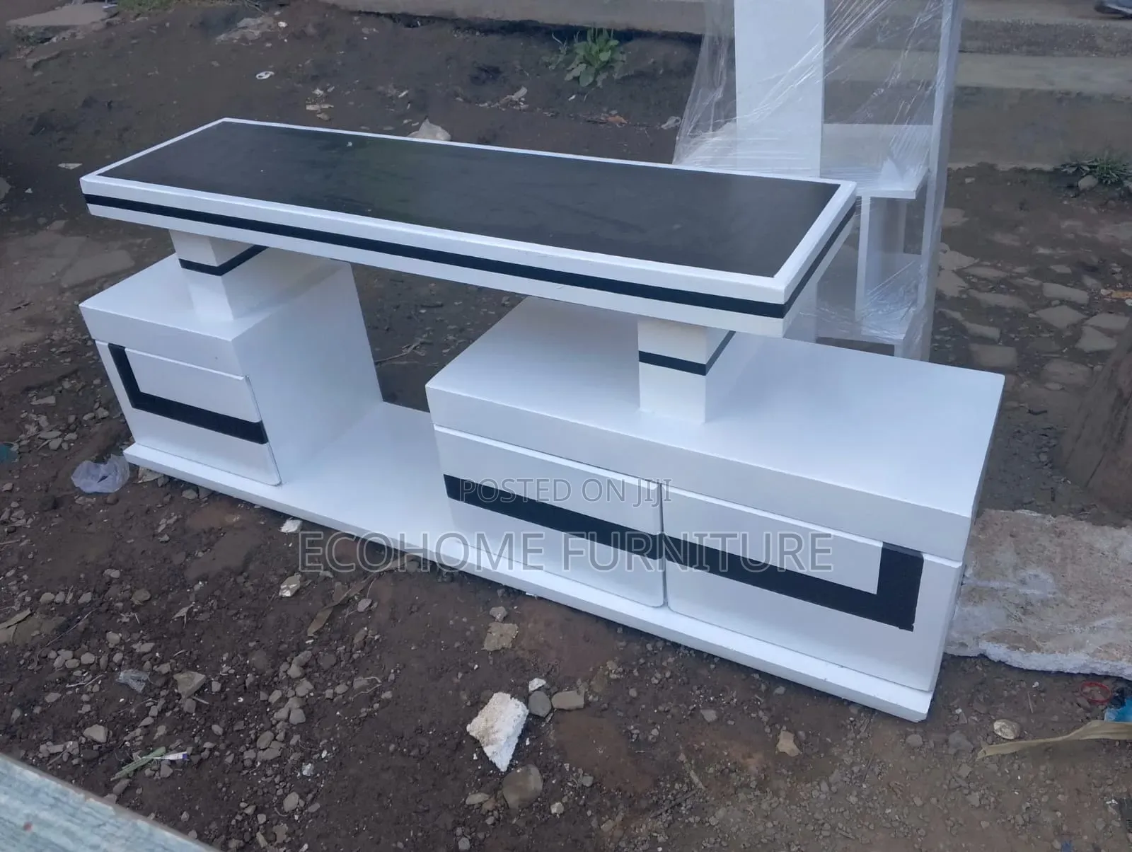 Classic Pieces Tv Stand