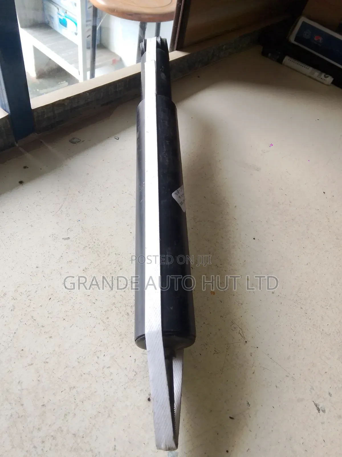 Rear Shock Absorbers Toyota Rav4