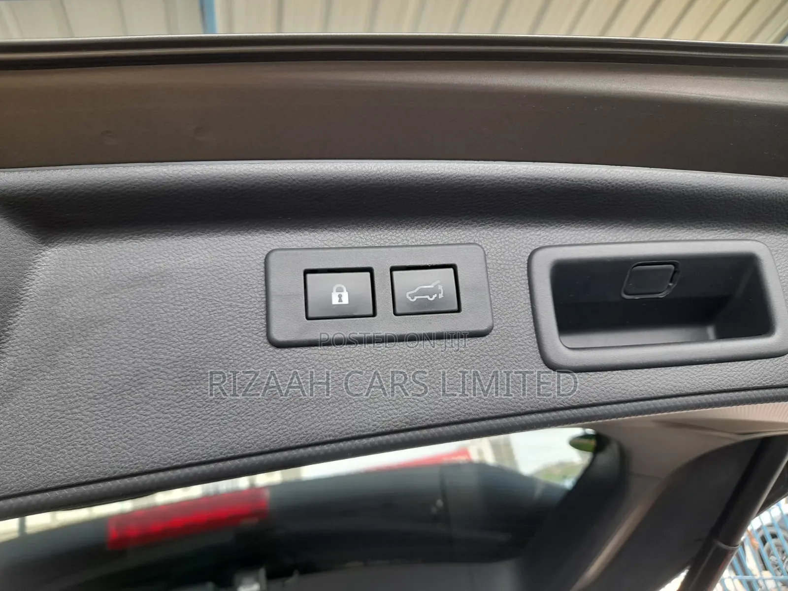 Subaru Forester Base AWD 2019 Brown