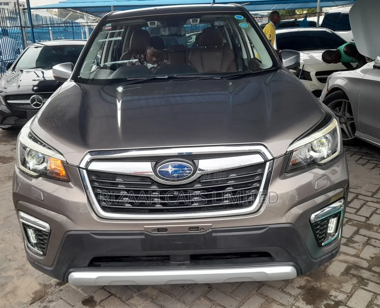 Subaru Forester Base AWD 2019 Brown