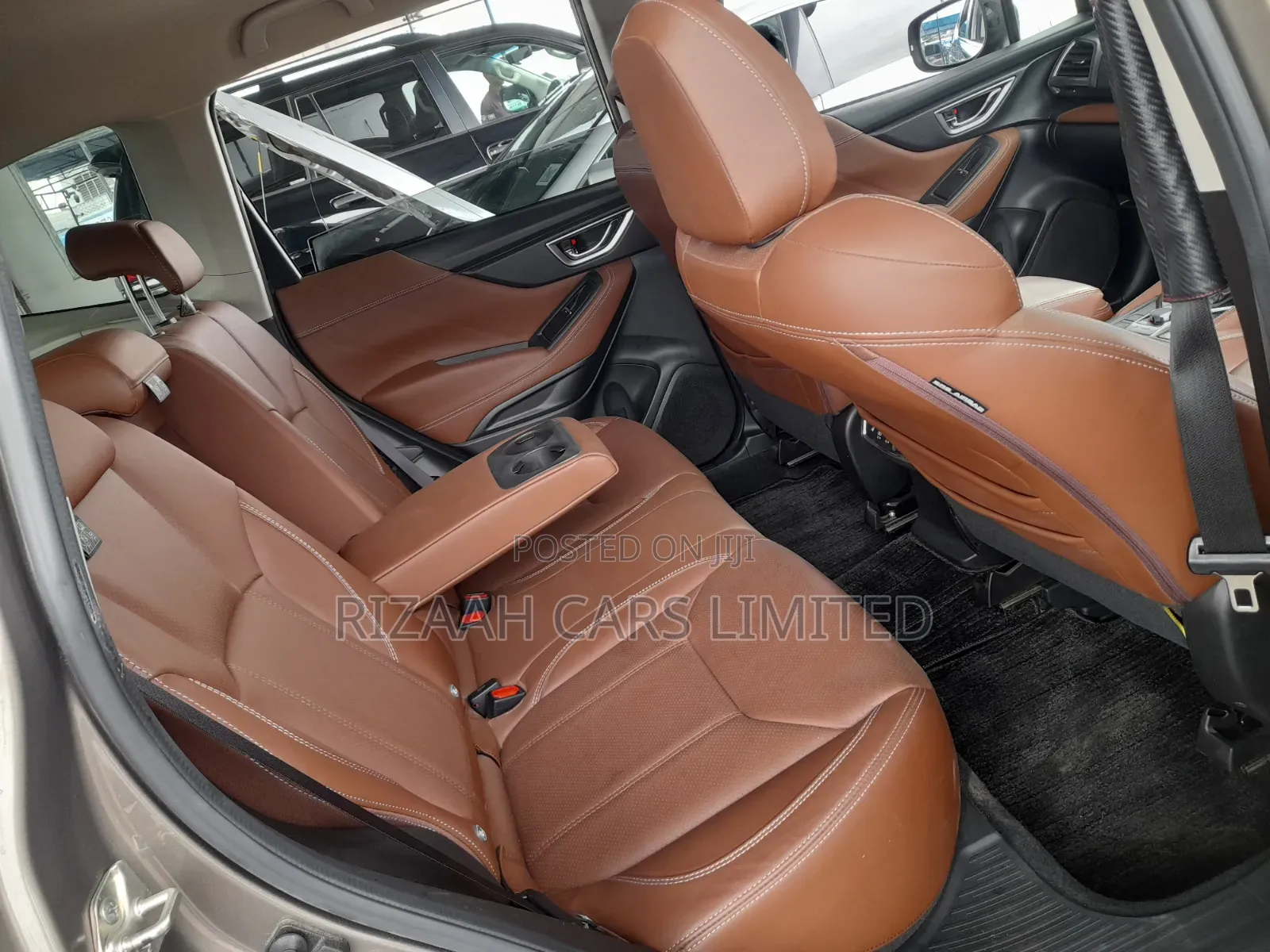 Subaru Forester Base AWD 2019 Brown