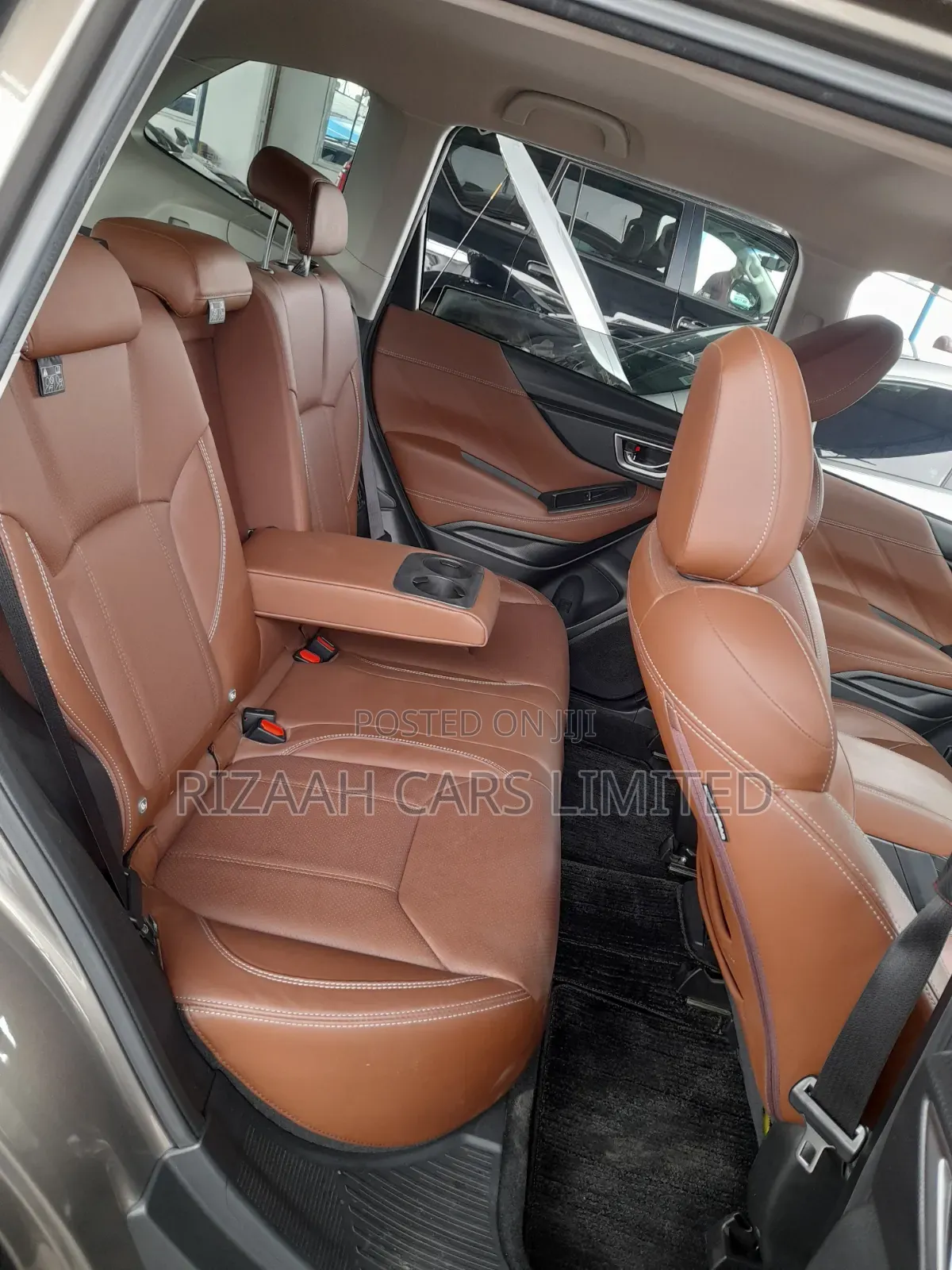 Subaru Forester Base AWD 2019 Brown