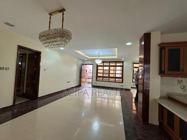 5bdrm Villa in Lavington, Nairobi, Muthangari for rent