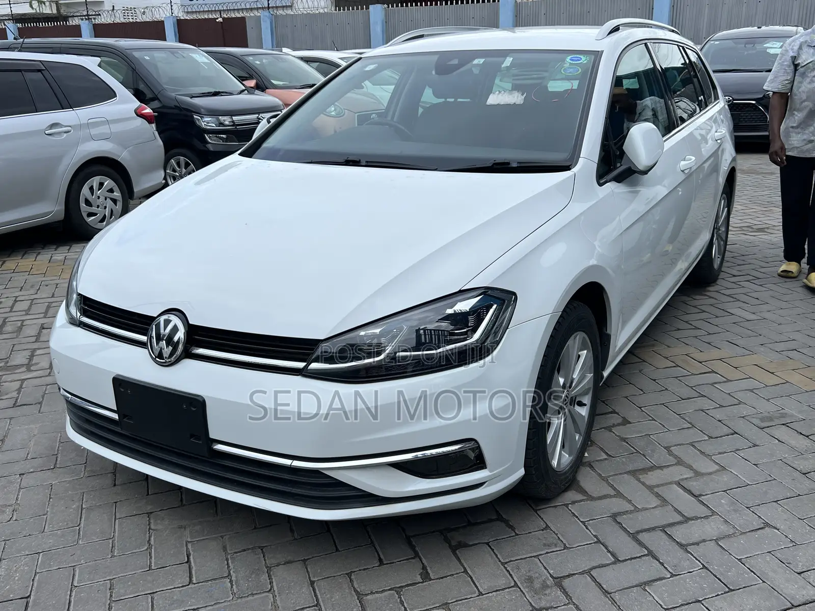 Volkswagen Golf 2019 White