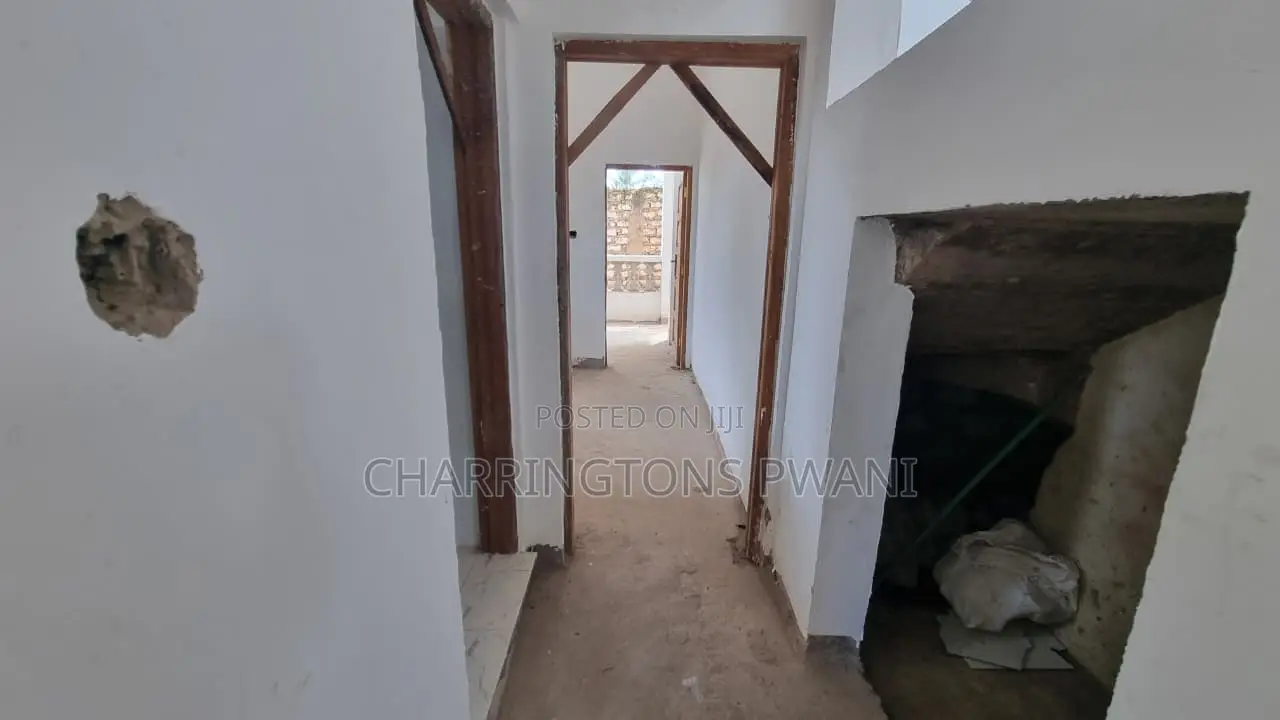 5bdrm Maisonette in Ukunda for sale