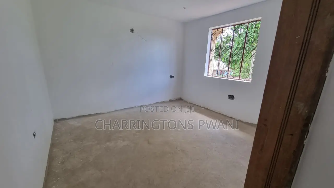5bdrm Maisonette in Ukunda for sale