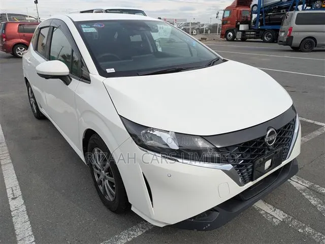 Nissan 200SX 2021 White