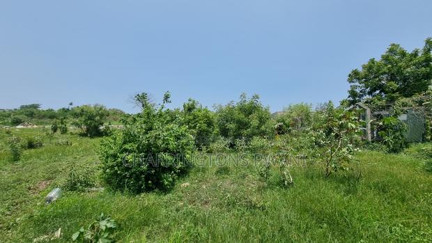 1⁄4 Acre Plot | 5-Min Walk to Beach | 4th Row Diani | Kshs. 5m - thumbnail 6